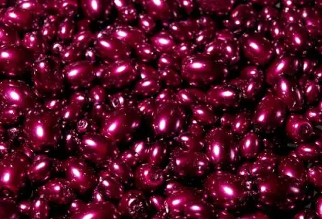 Korálky sklenené oválky voskované 4-12mmx 100g/slivkové fialové