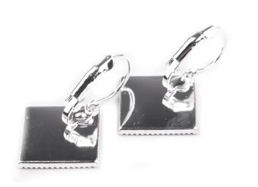 Náušnicové zapínanie uzavreté štvorcová miska 20x30mm/strieborné