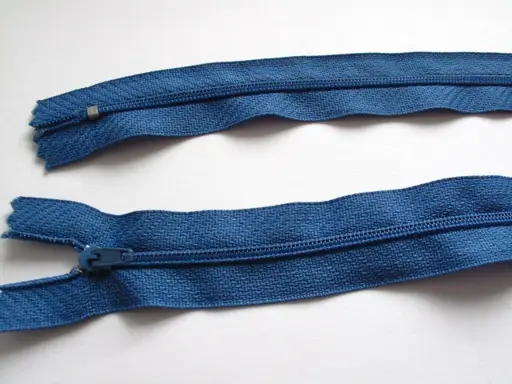 Zips špirálový šatový 3mmx 60cm/213/modrý