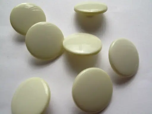 Gombík SP hladký 20mm/zelankavo smotanový