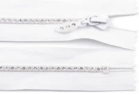 Zips kostený nedeliteľný 4mm kamienky 16cm/biely
