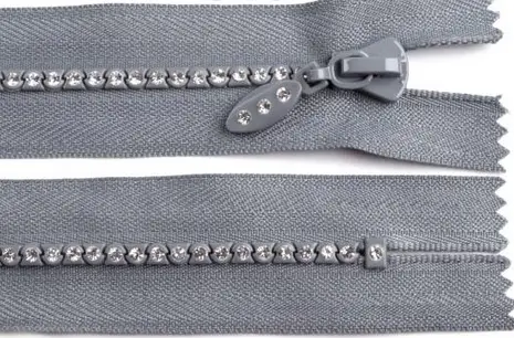 Zips kostený nedeliteľný 4mm kamienky 16cm/šedý
