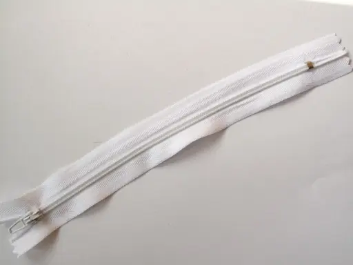 Zips špirálový šatový 3mmx22cm/biely