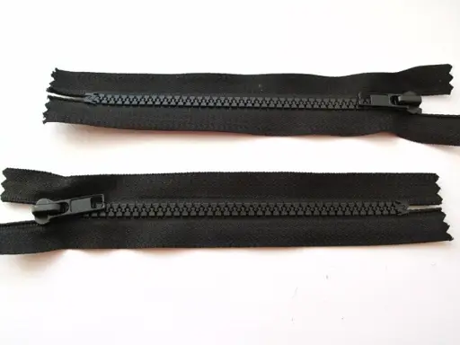 Zips kostený nedeliteľný 16cm/čierny