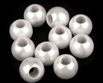 Korálky plastové perleťové veľký prievlak 12x14mmx 20ks/biele