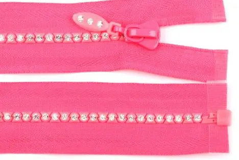 Zips kostený deliteľný 4mm kamienky 55cm/ružový výrazný