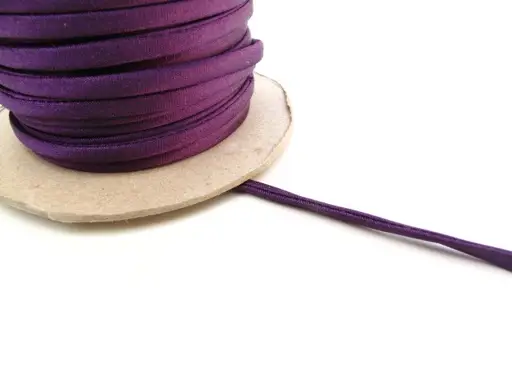 Dutinka saténová 4mm/fialová purpur