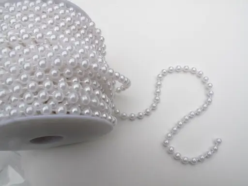 Perličky na šnúre metráž guličky perleťové 6mm/smotanové