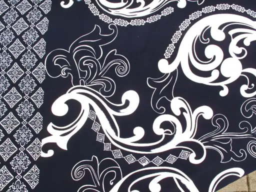 Úplet PES elastický hrubší bordúra celoplošná ornamenty Otoman/smotanovo- čiernomodrá