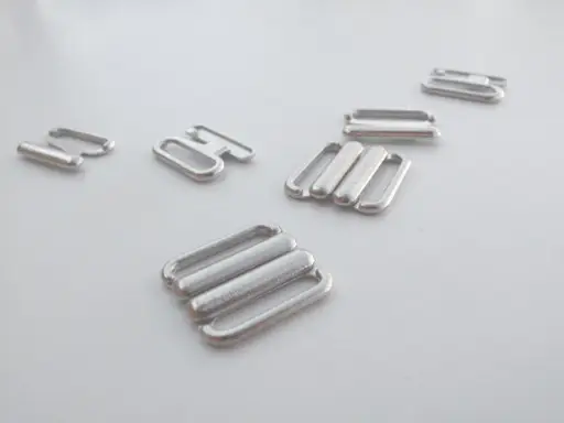 Plavkové zapínanie kovové KOH-I-NOOR 18mm/nikel