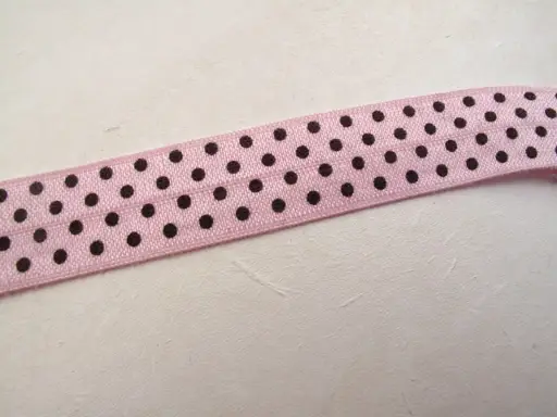 Šikmý prúžok elastický lesklý bodky 20mm/čierno- ružový púdrový