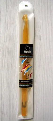 Háčik plastový 15cm/č. 7
