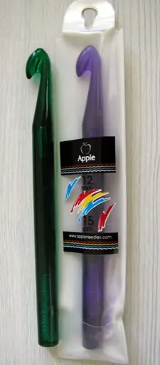 Háčik plastový 15cm/č.12