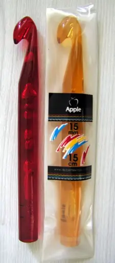 Háčik plastový 15cm/č. 15