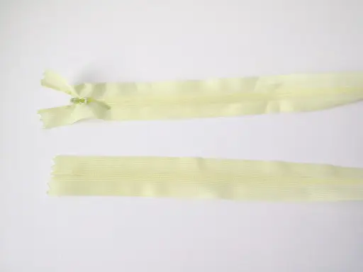 Zips skrytý dederón 60cm/maslový