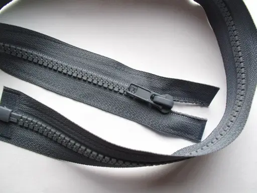 Zips kostený deliteľný 55cm/šedý tmavý