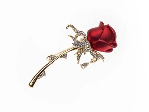 Brošňa kovová ruža so štrasovými kamienkami 32x63mm/zlato- kryštal- červená