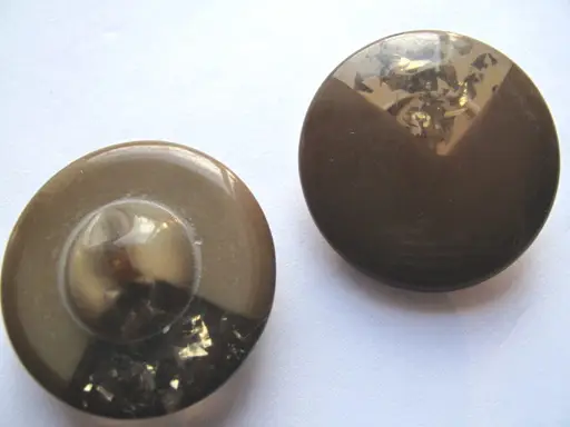 Gombík SP perleť s lurexom 32mm/olivovohnedý