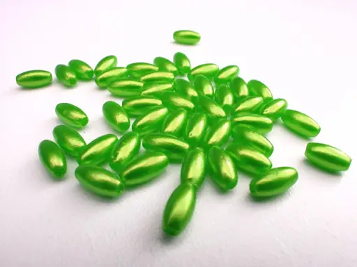 Korálky plastové voskované ryža 3x8mmx 20g/hráškové zelené výrazné