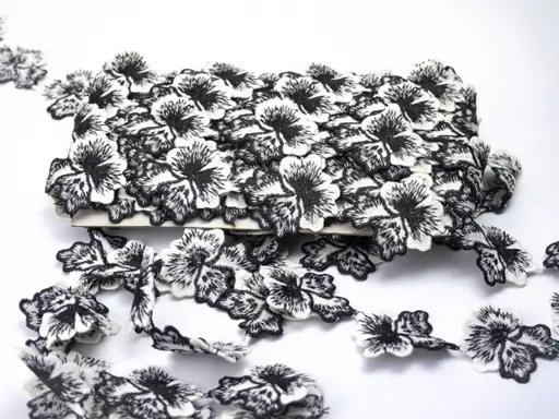 Krajka vzdušná kvety 45mm/čierno- biela