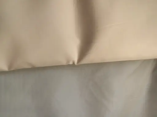 Podšívka taftová pevná/béžová