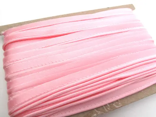 Výpustka saténová 15mm/ružová perlová