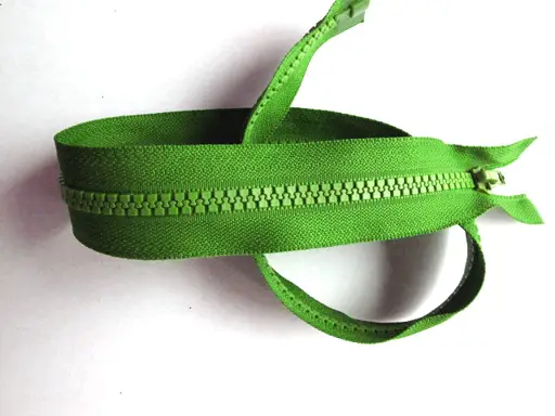 Zips kostený deliteľný 65cm/hráškový zelený výrazný