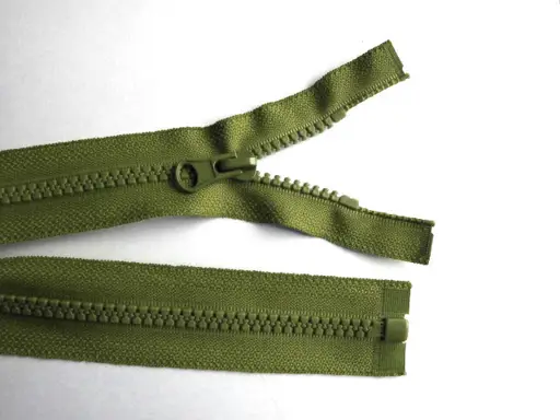 Zips kostený deliteľný 5mmx 40cm/army zelený