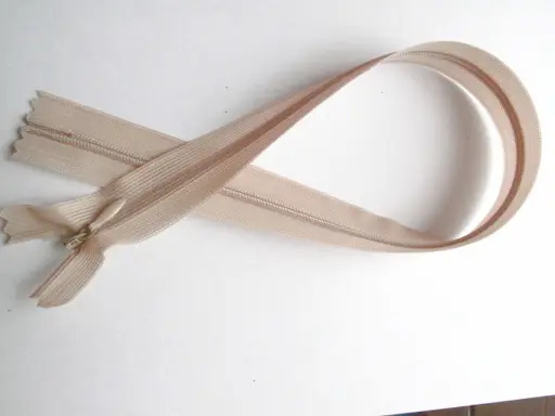 Zips skrytý dederón 40cm 827/béžový svetlý