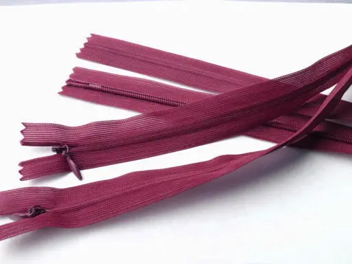 Zips skrytý dederón 18cm/višňový bordový