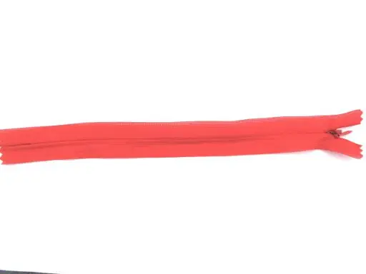 Zips skrytý dederón 18cm/červený