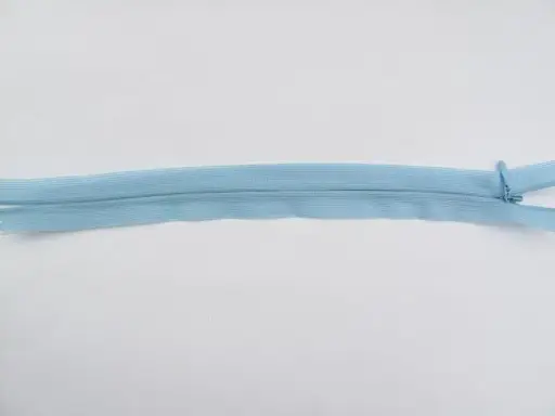 Zips skrytý dederón nedeliteľný 20cm/svetlomodrý