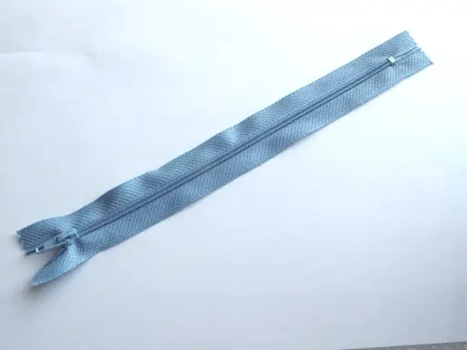 Zips špirálový šatový 3mmx20cm/svetlomodrý
